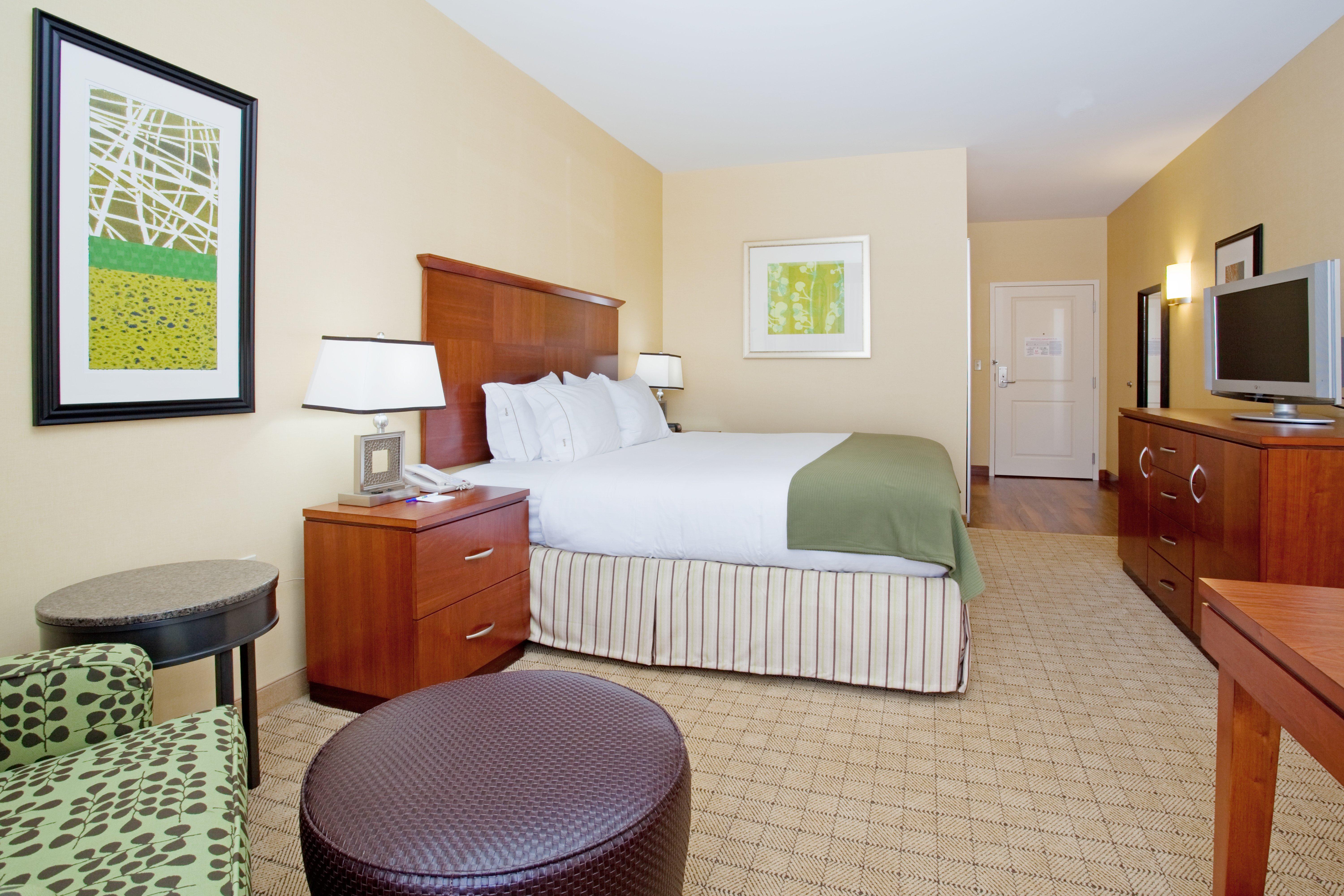 Holiday Inn Express & Suites Denver Airport By Ihg Екстериор снимка