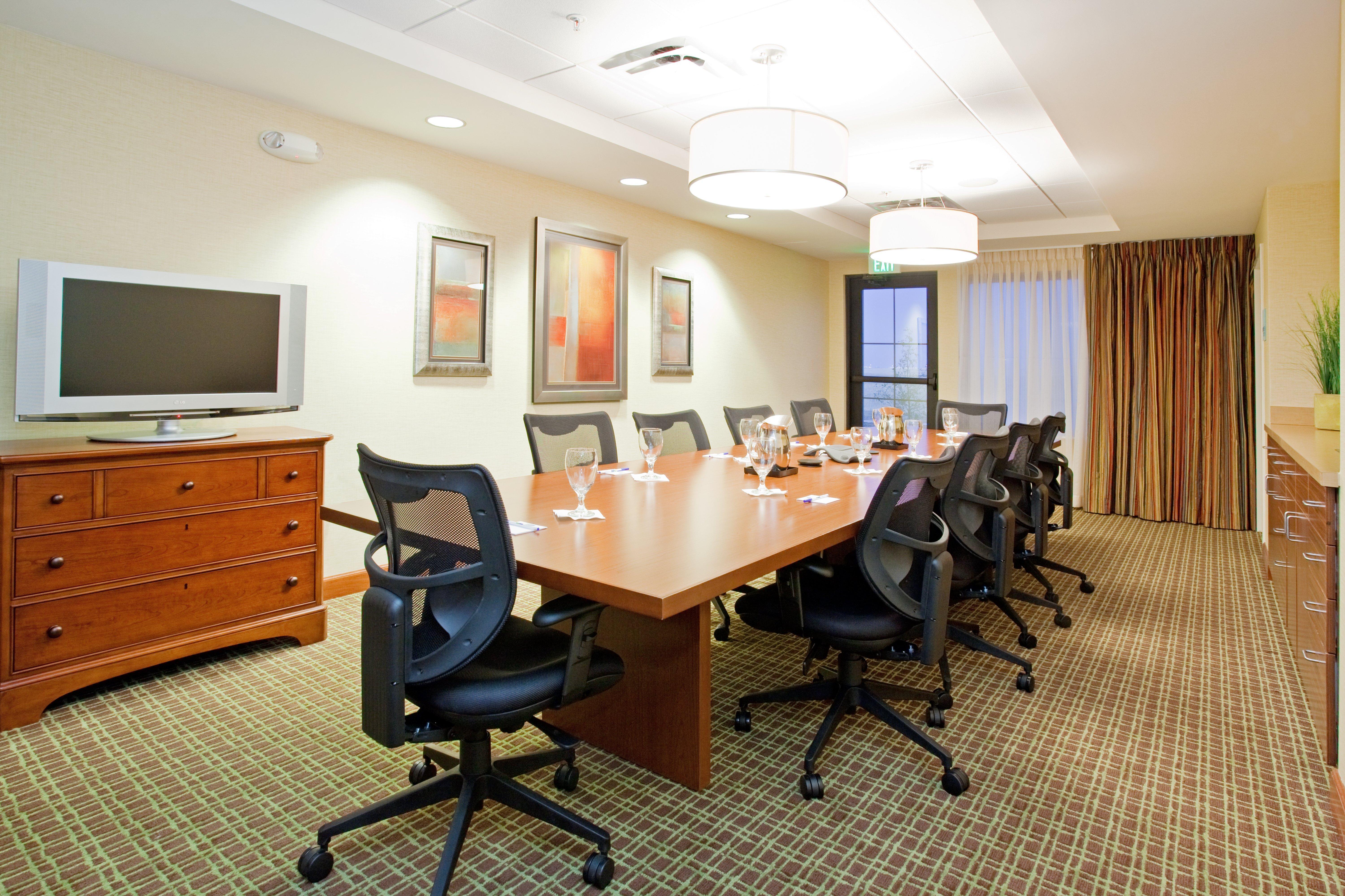 Holiday Inn Express & Suites Denver Airport By Ihg Екстериор снимка