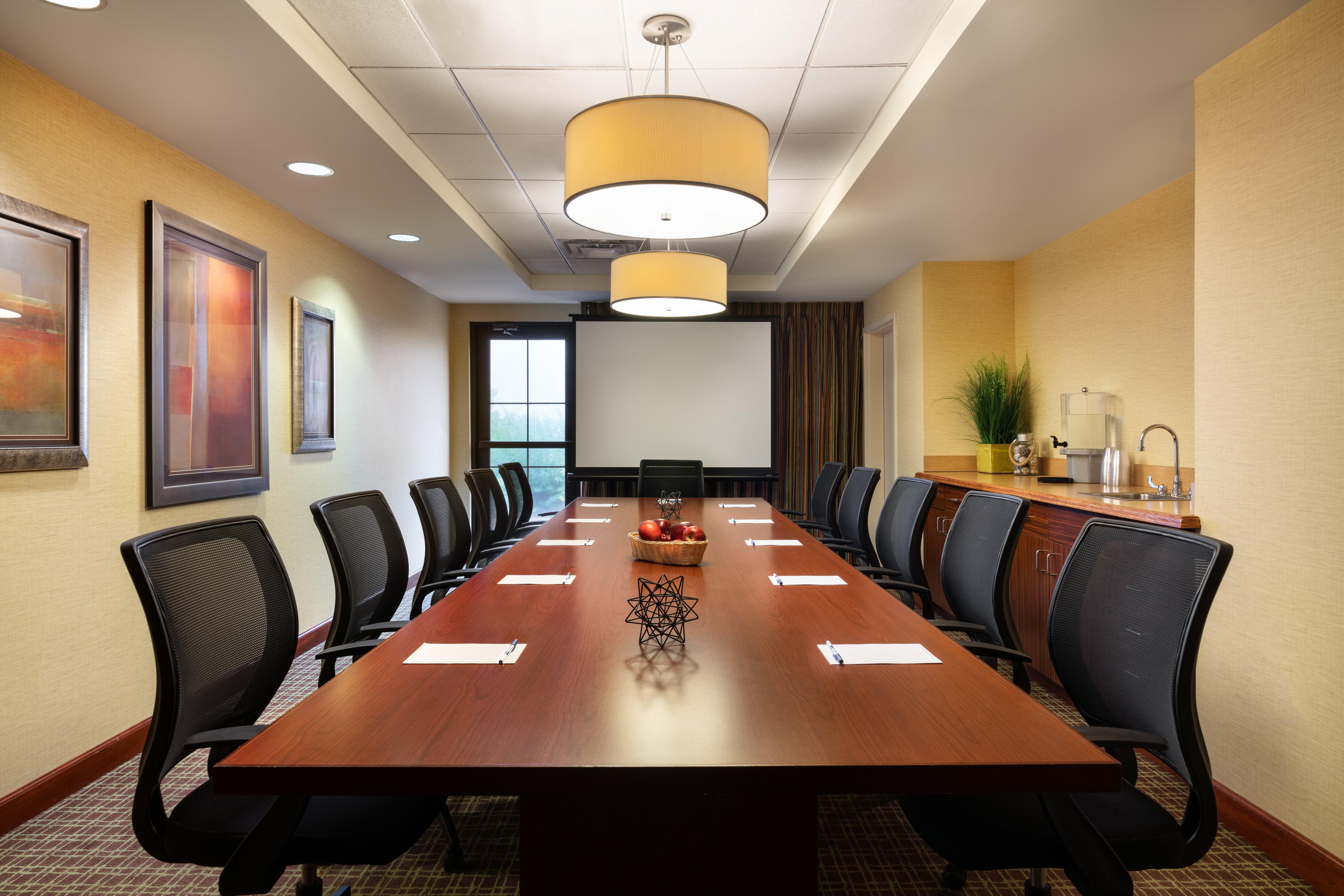 Holiday Inn Express & Suites Denver Airport By Ihg Екстериор снимка